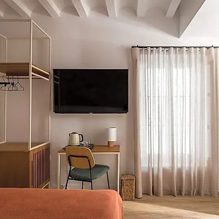 Guest house Bypillow Casa Gades 2*