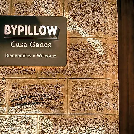 Guest house Bypillow Casa Gades 2*