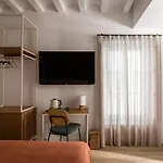 Bypillow Casa Gades 2*