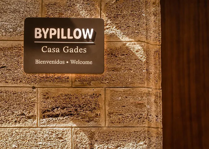 Bypillow Casa Gades بيت ضيافة كاديز